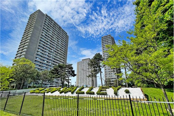 715 Don Mills Rd, Toronto