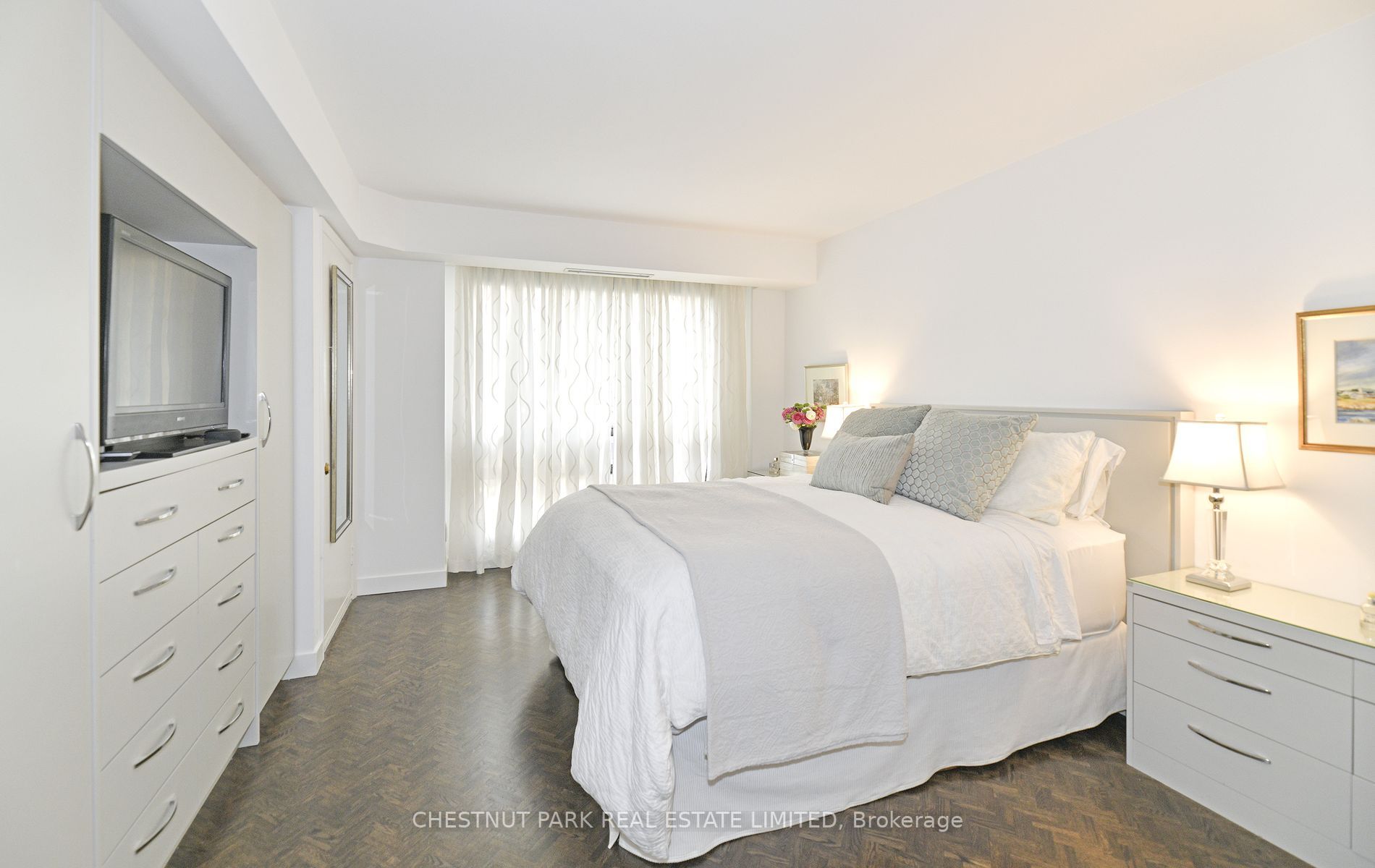 447 Walmer Rd, #308