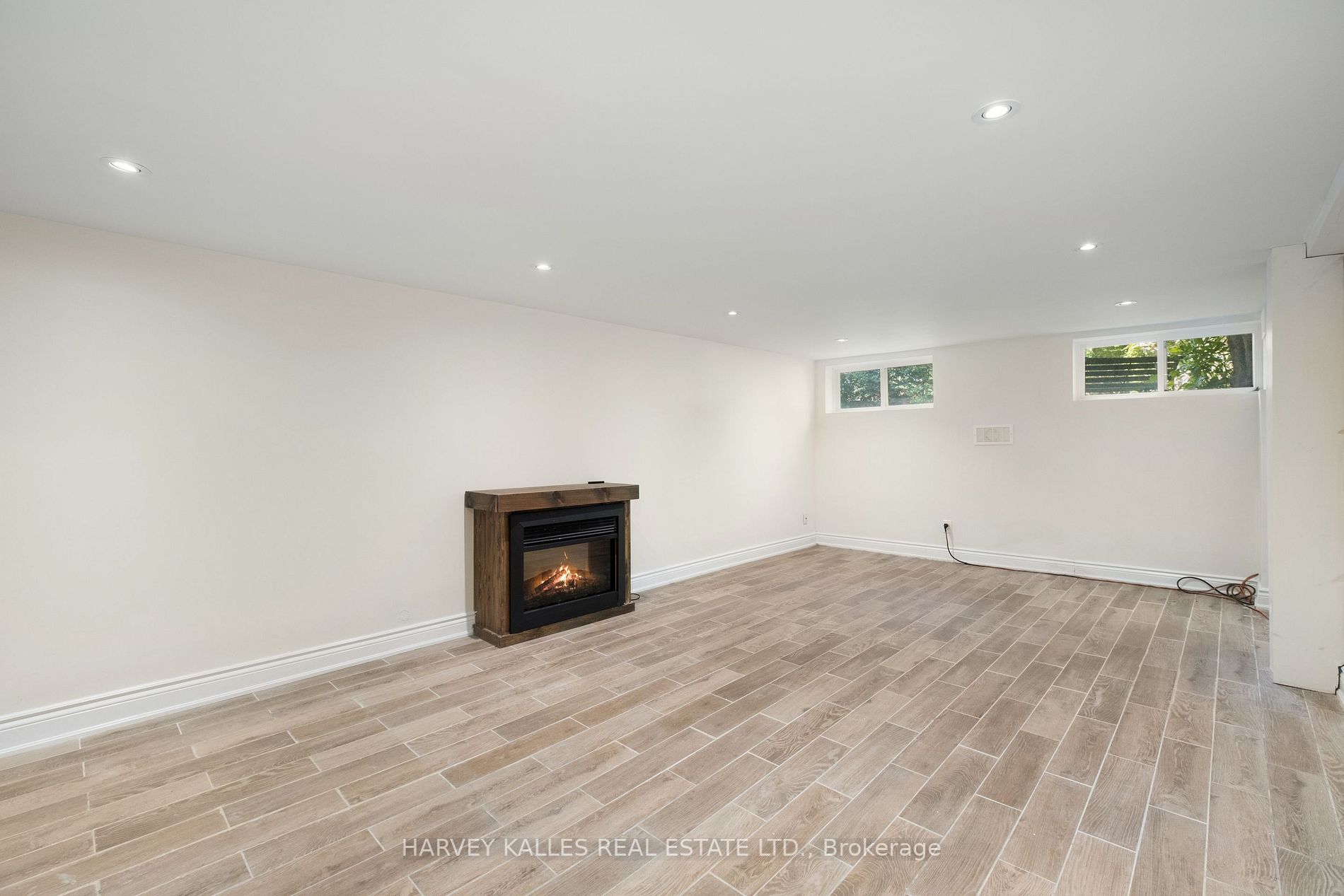 22 Hilltop Rd