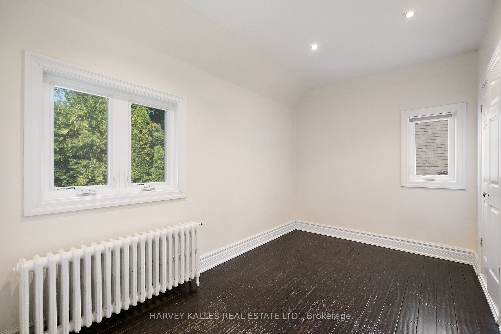 22 Hilltop Rd