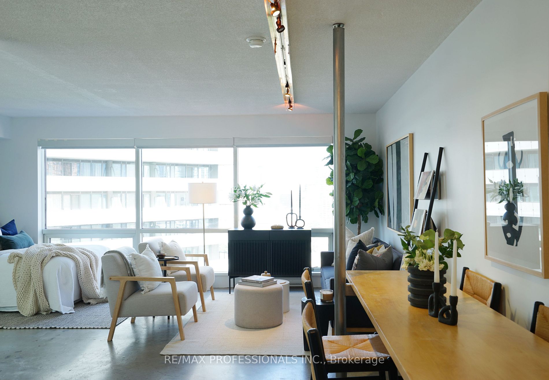 1001 Bay St, #2316
