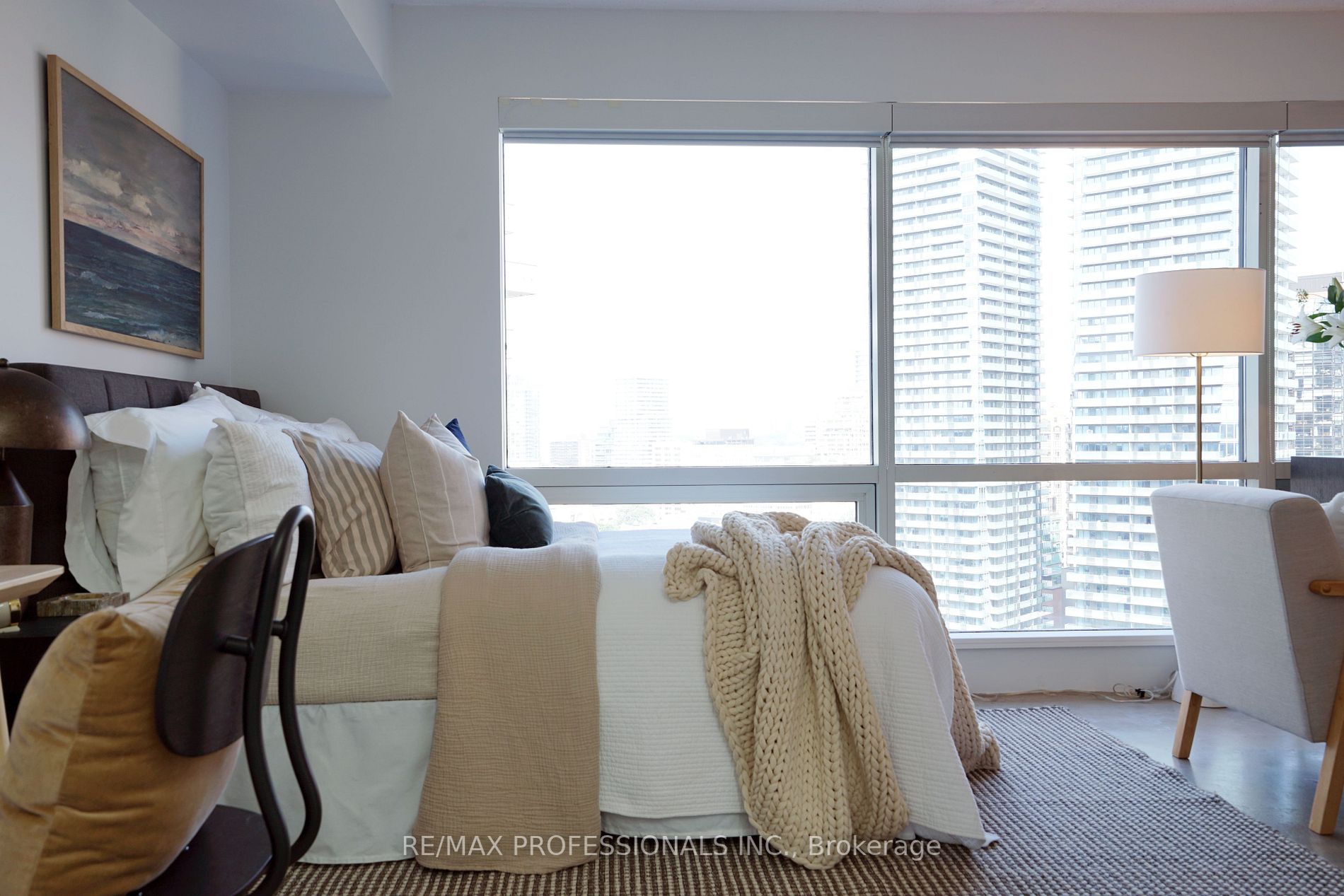 1001 Bay St, #2316