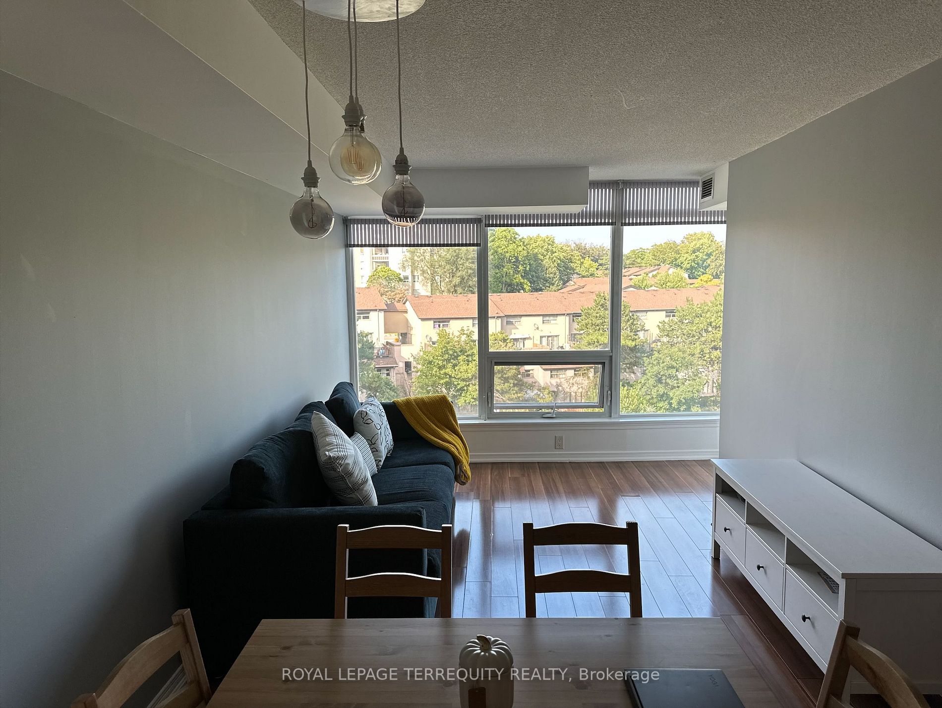 18 Valley Woods Rd, #1001