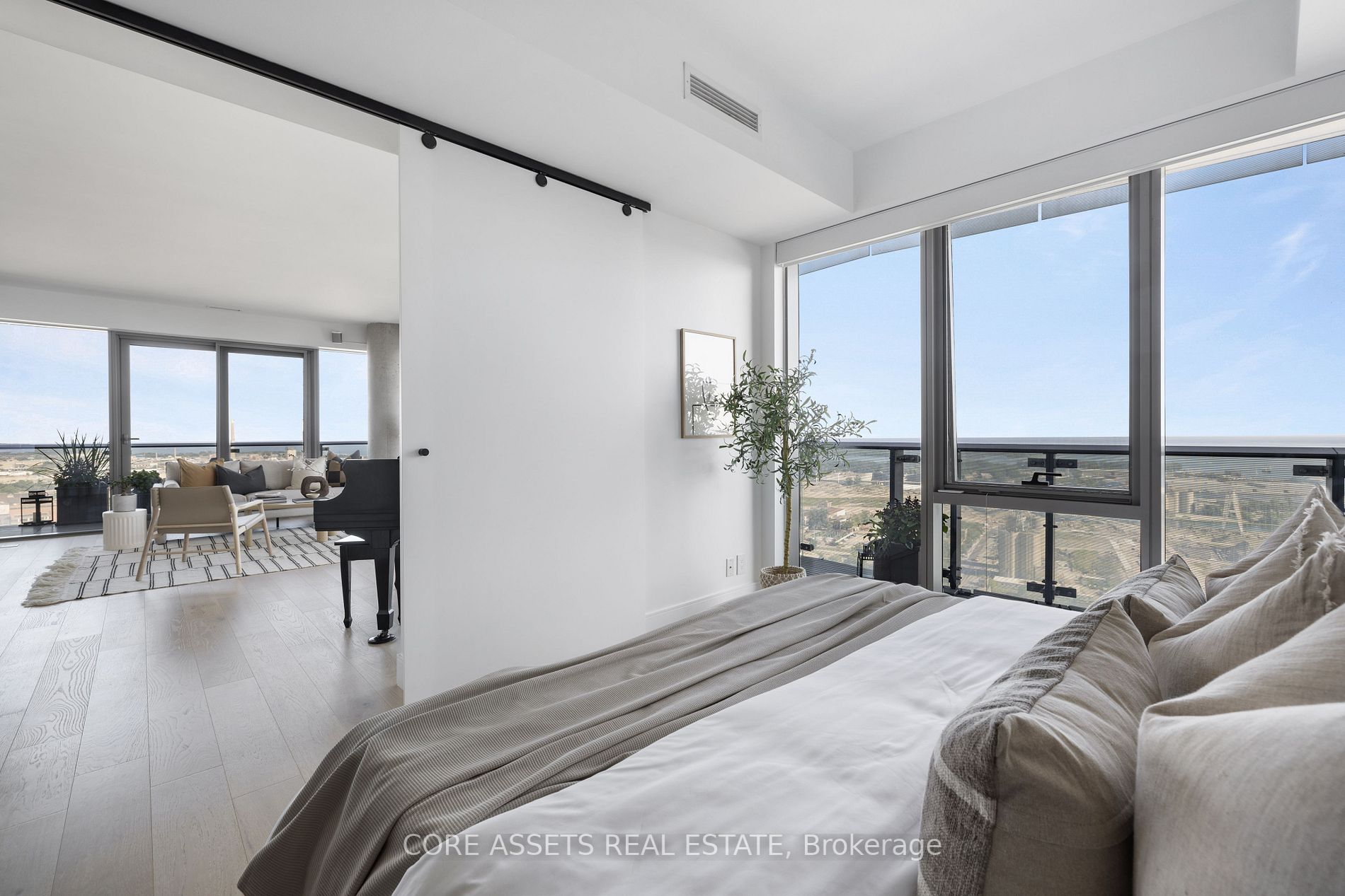 390 Cherry St, #3306