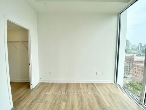 158 Front St E, #1112