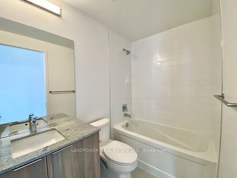 158 Front St E, #1112