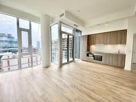 158 Front St E, #1112