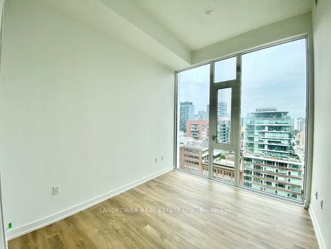 158 Front St E, #1112