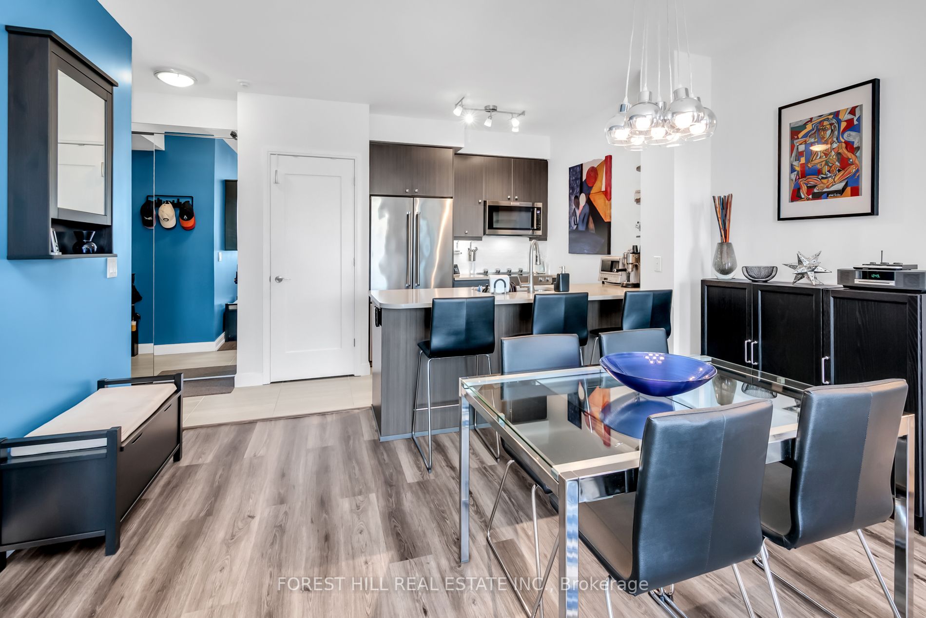 825 Church St, #1701
