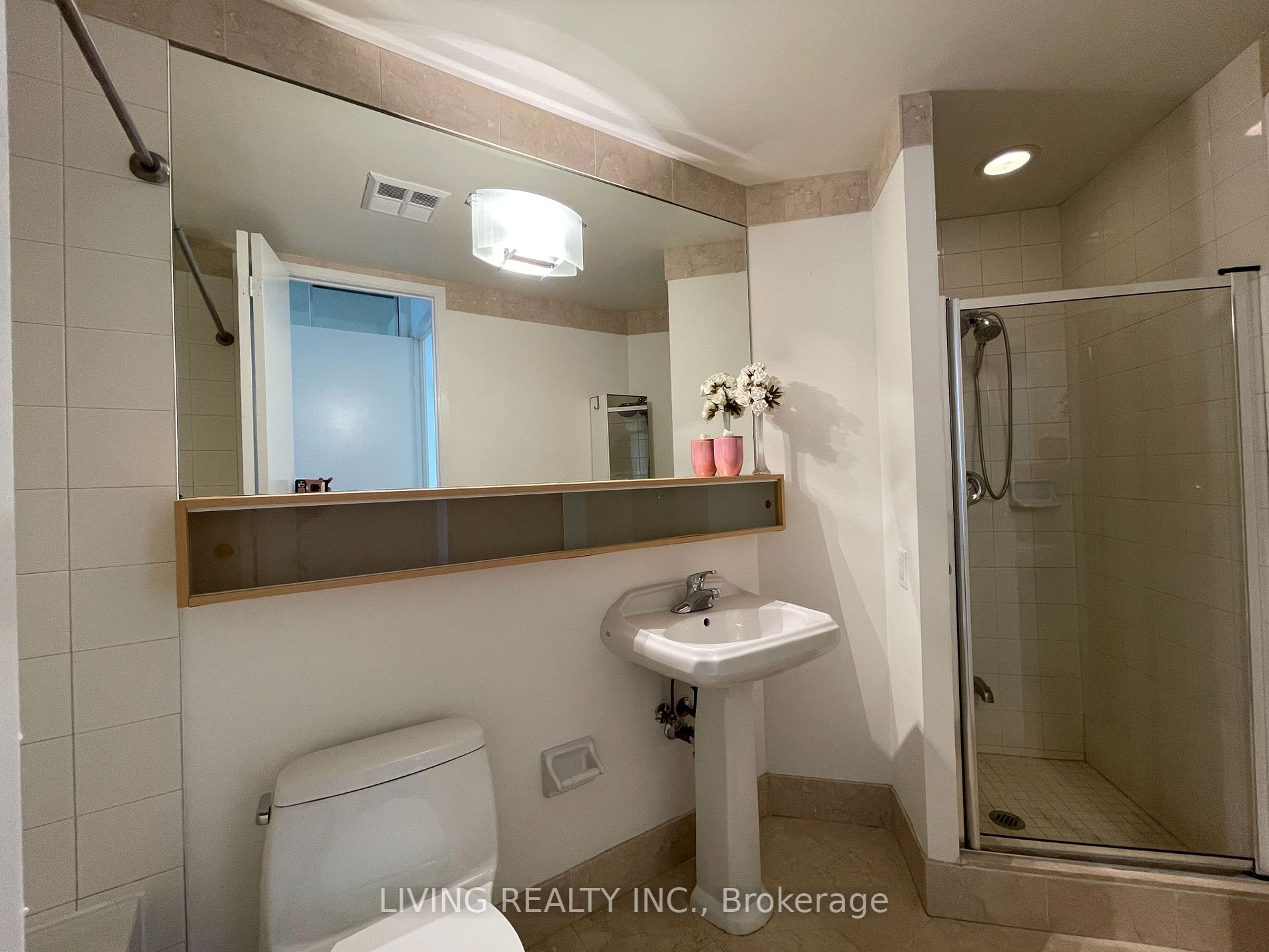 85 Bloor St E, #1211