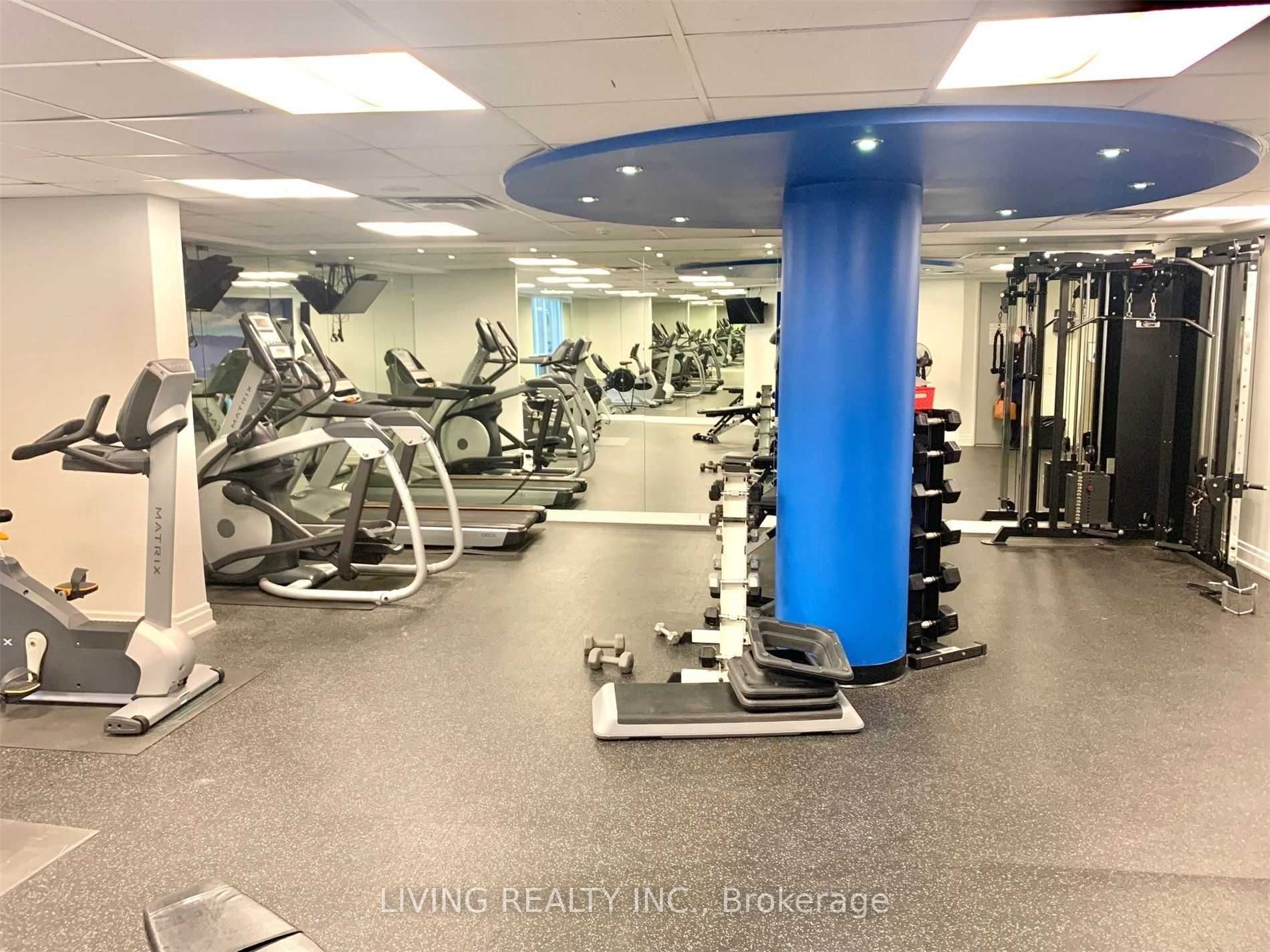 85 Bloor St E, #1211