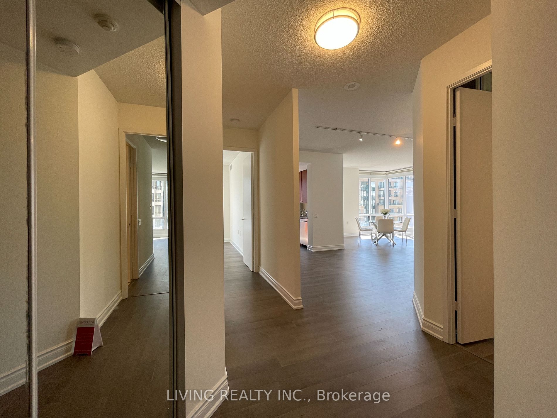85 Bloor St E, #1211