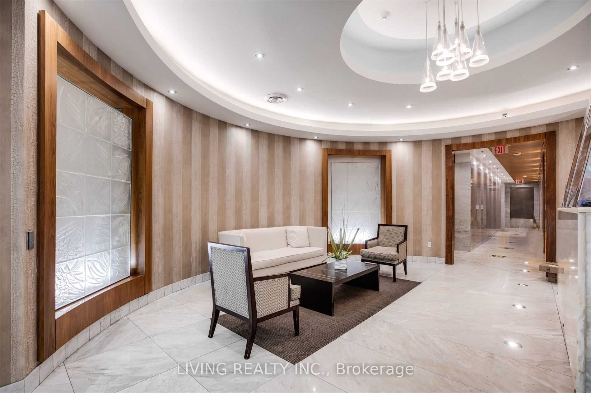 85 Bloor St E, #1211