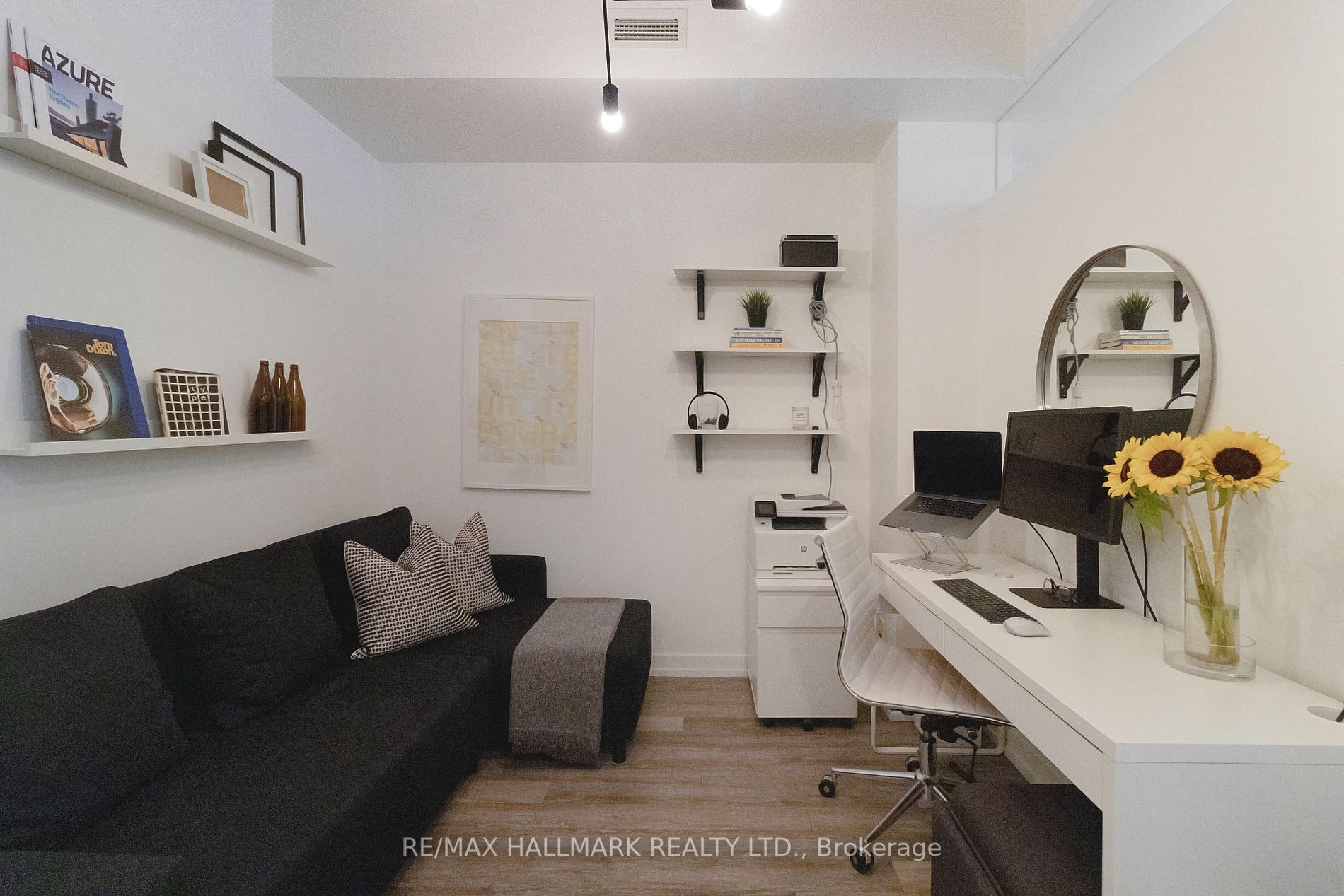127 Queen St E, #408