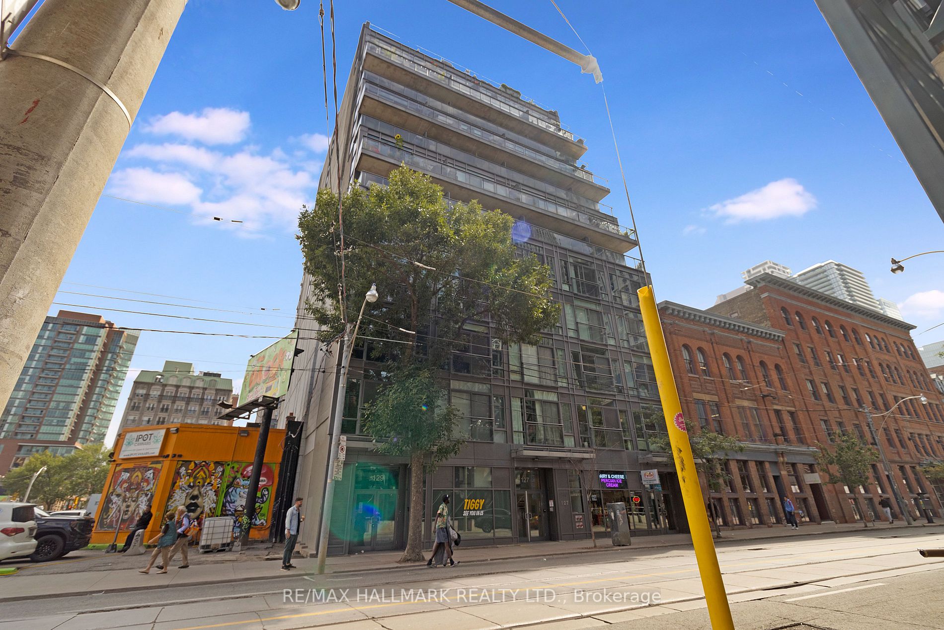 127 Queen St E, #408
