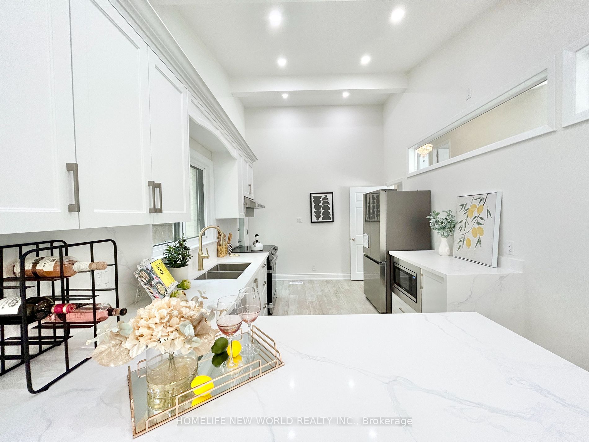 33 Valentine Dr