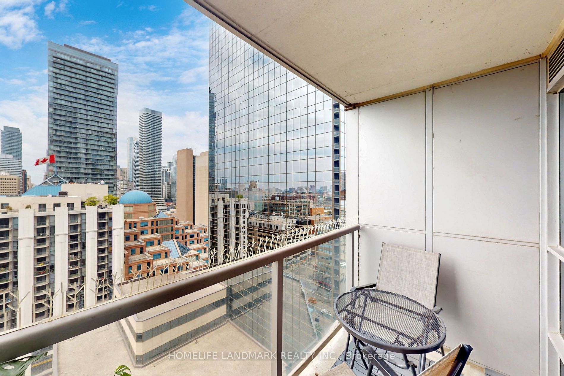 763 Bay St, #2113