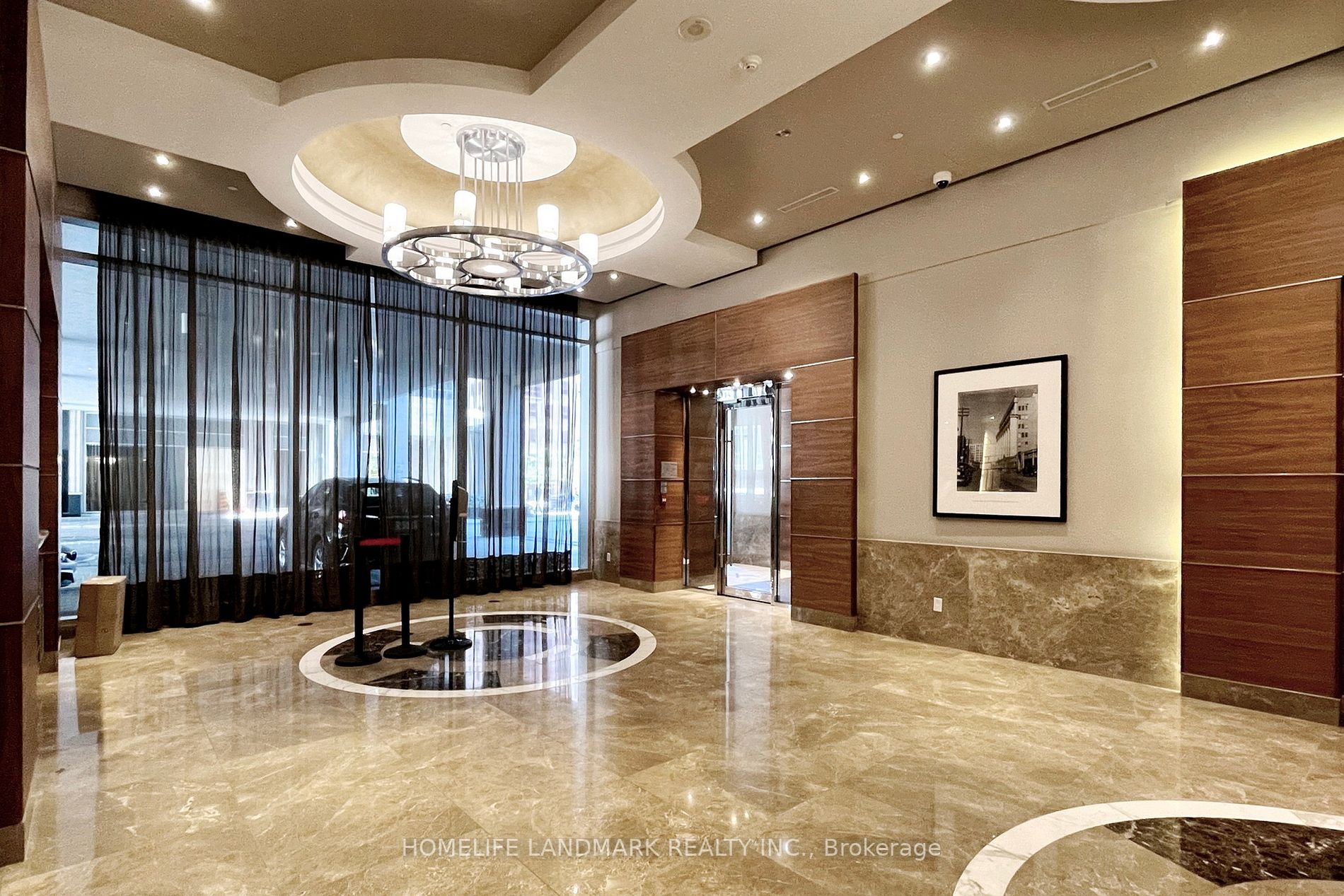 763 Bay St, #2113