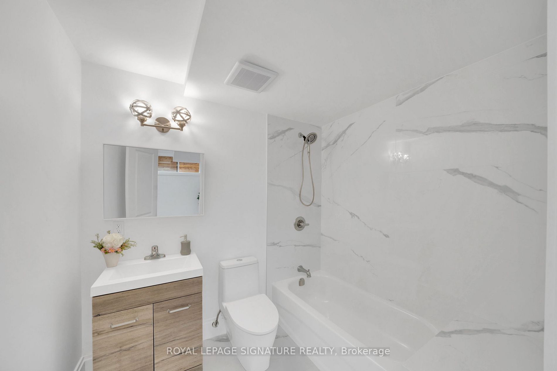 Listing C6759372 - Large Photo # 34