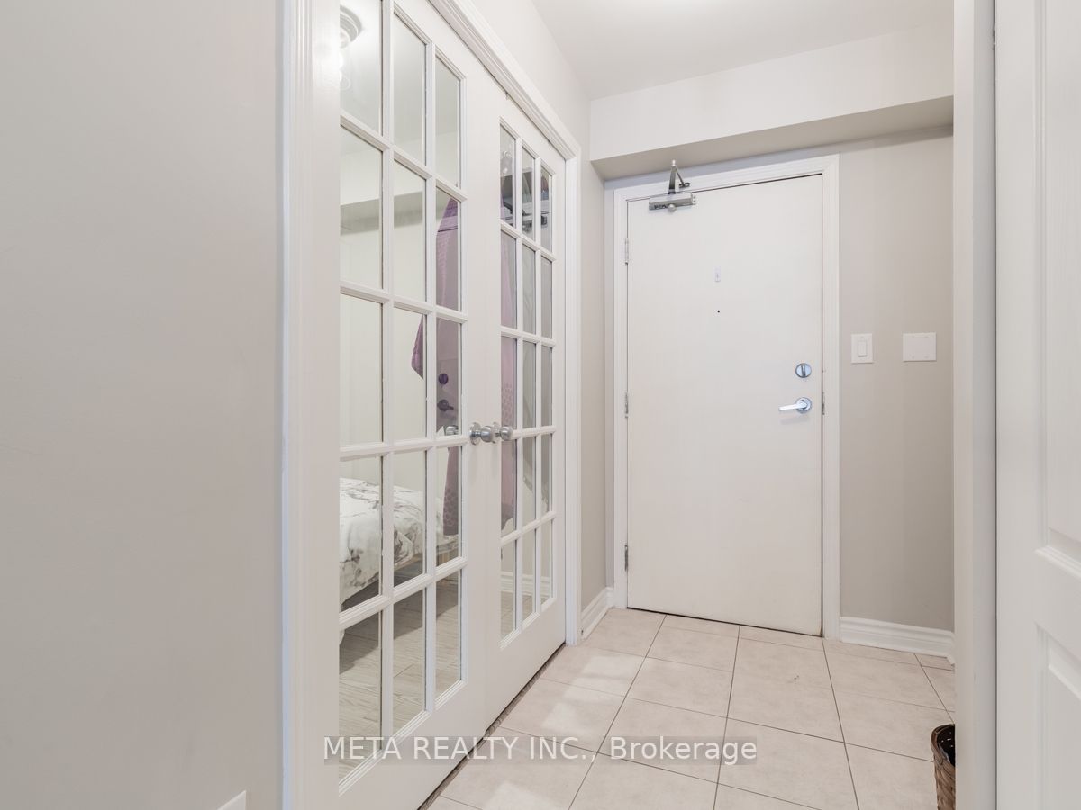 3 Rean Dr E, #2012