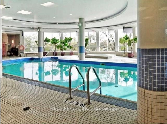 3 Rean Dr E, #2012