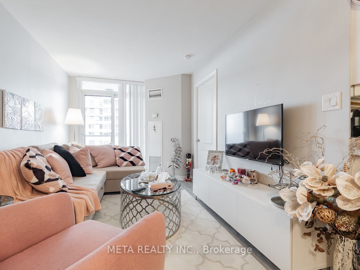 3 Rean Dr E, #2012