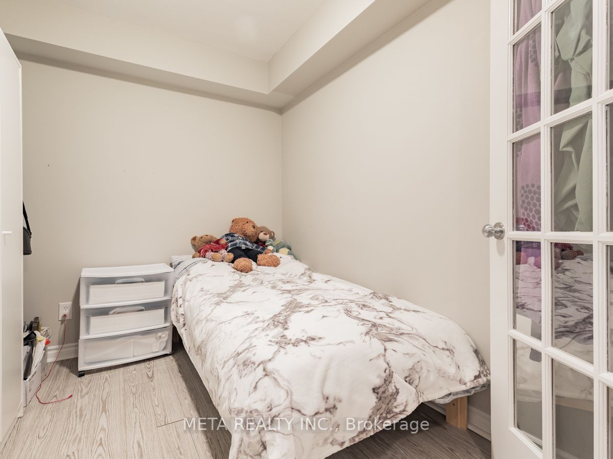 3 Rean Dr E, #2012