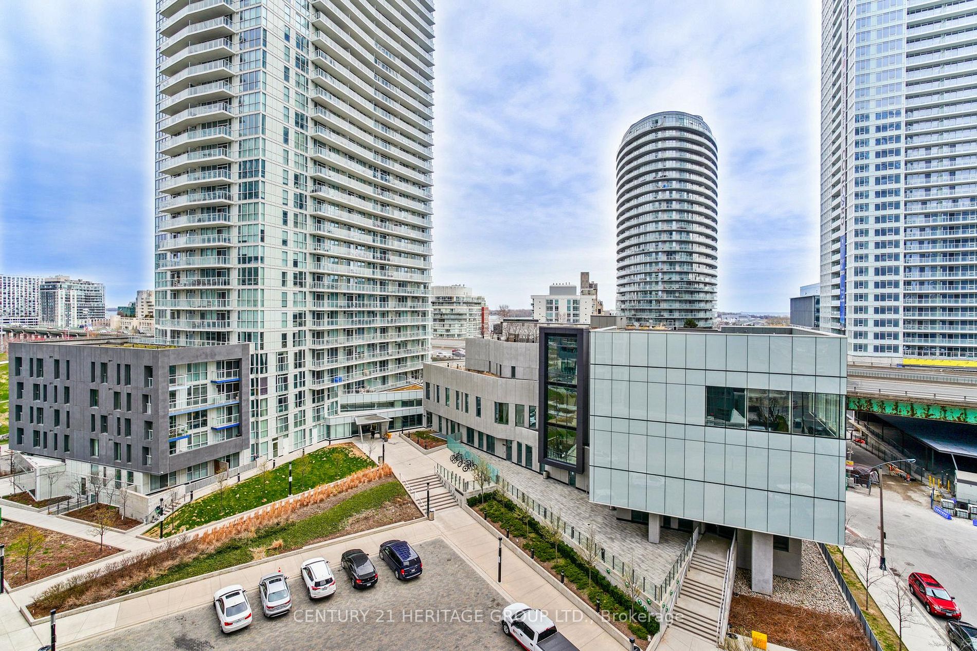 85 Queens Wharf Rd, #806
