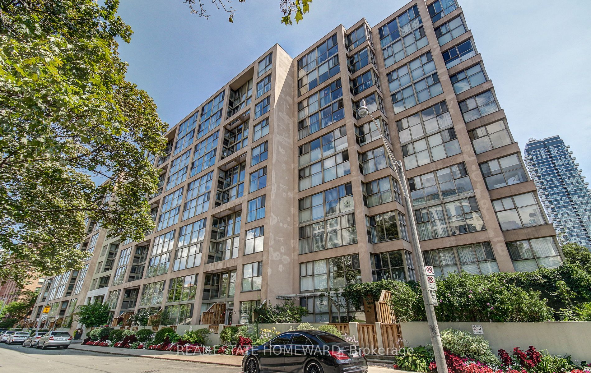 65 Scadding Ave, #505