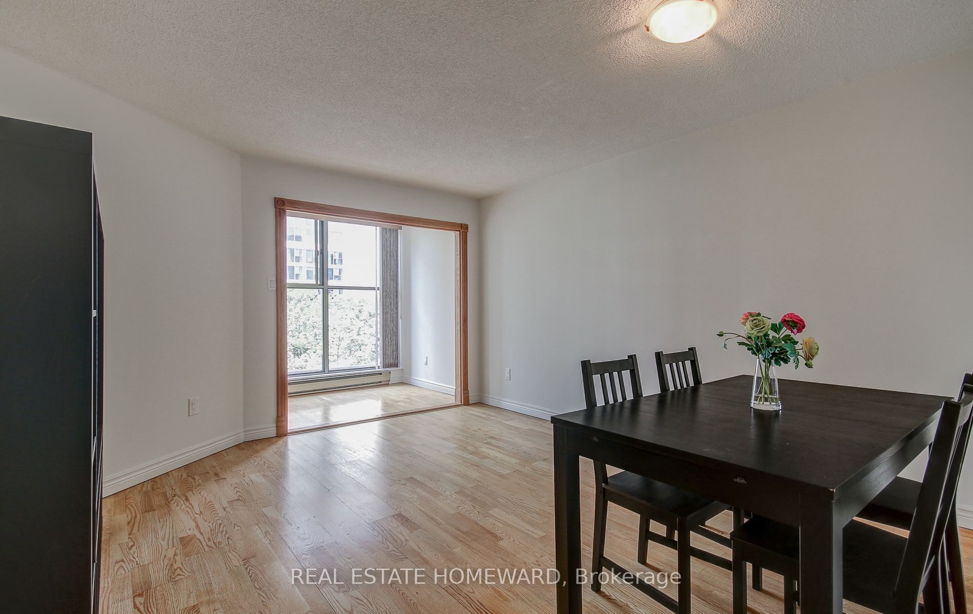 65 Scadding Ave, #505