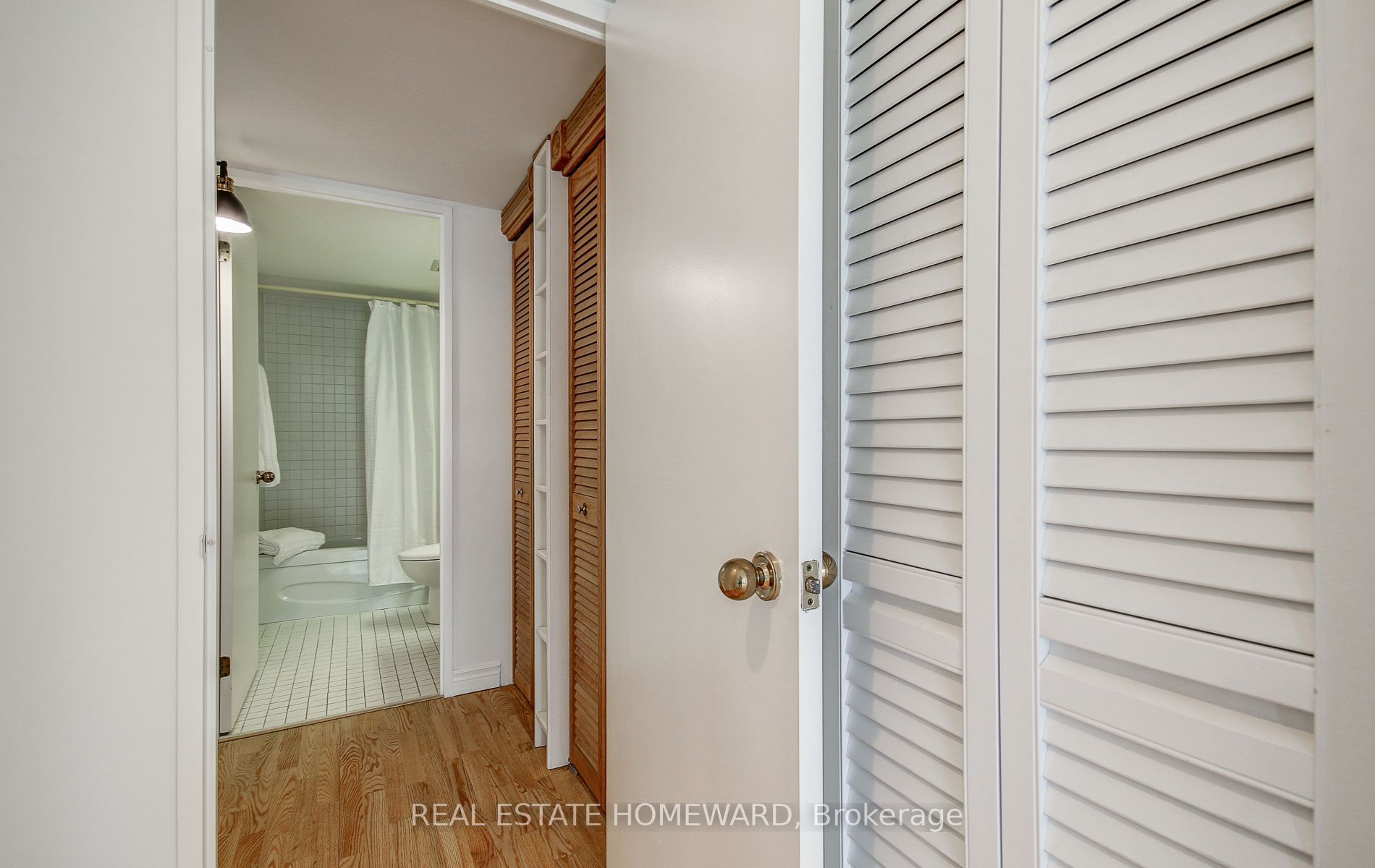 65 Scadding Ave, #505