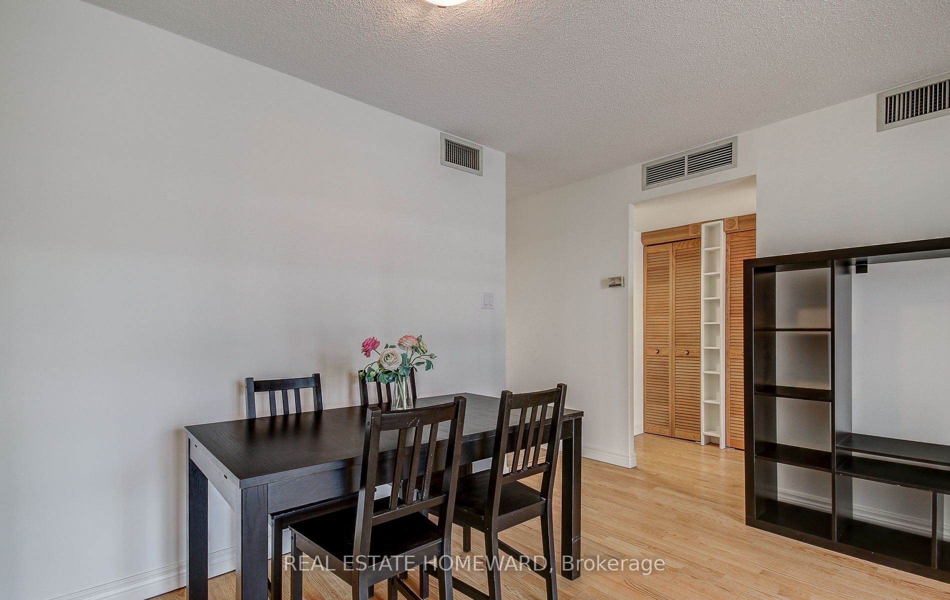 65 Scadding Ave, #505