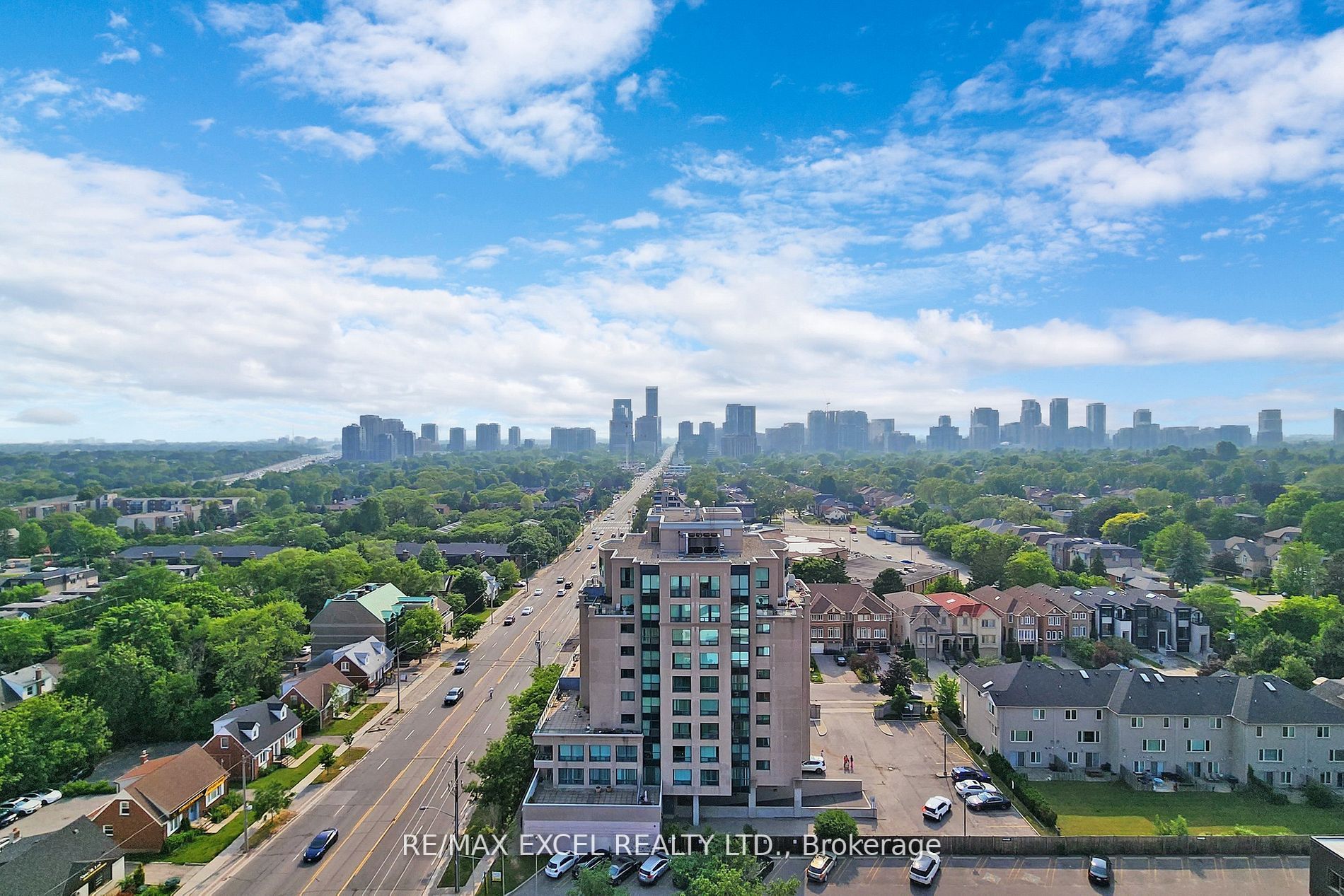 2 Clairtrell Rd, #Rg5