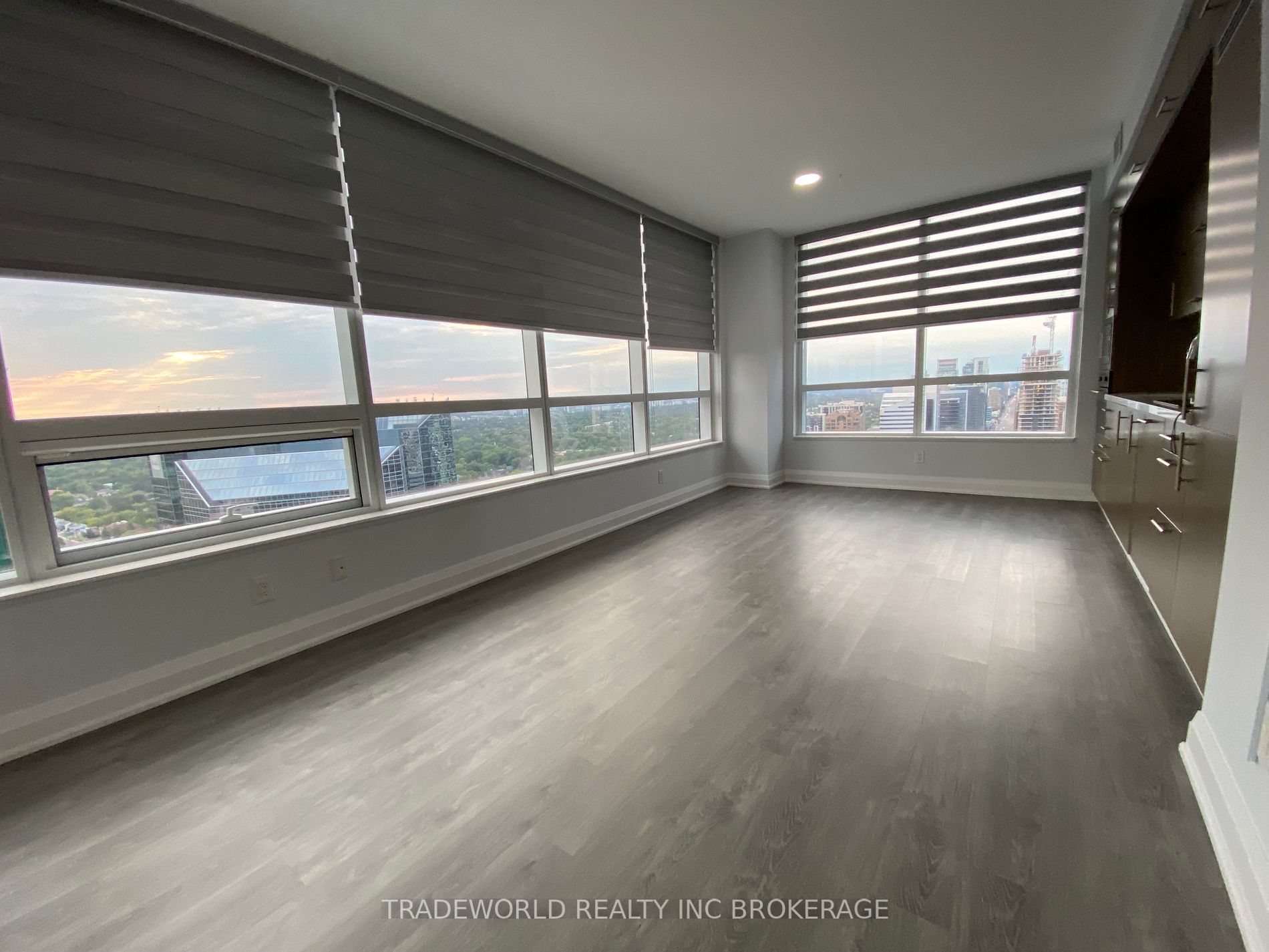 2 Anndale Dr, #3202
