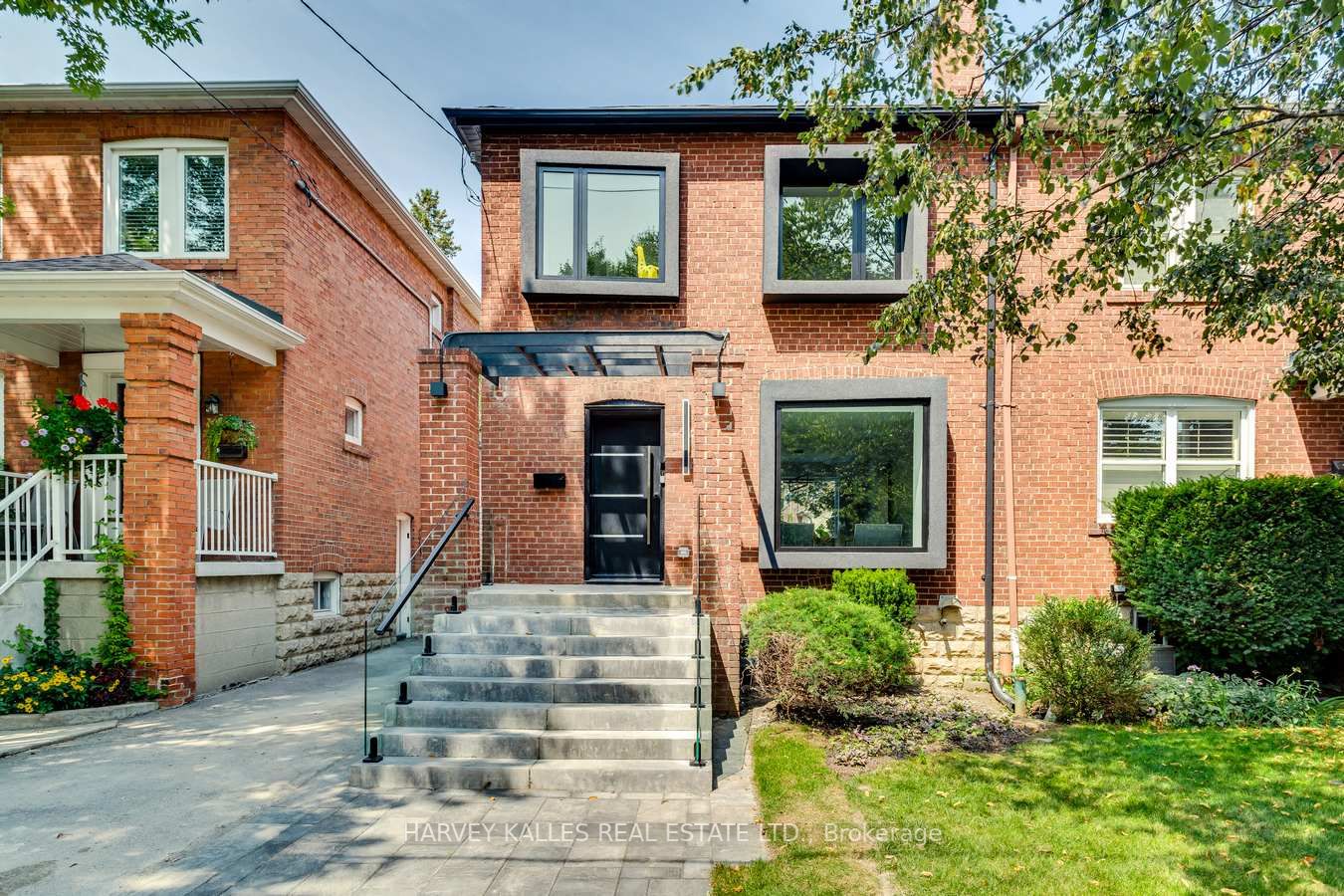 44 Glengarry Ave