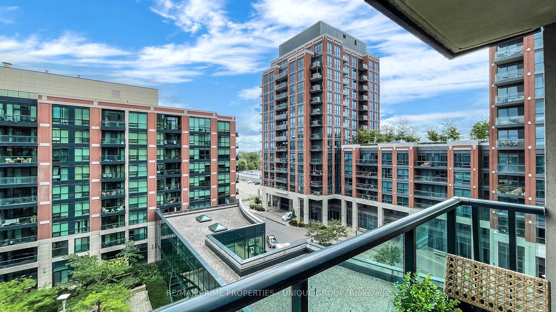 525 Wilson Ave, #742