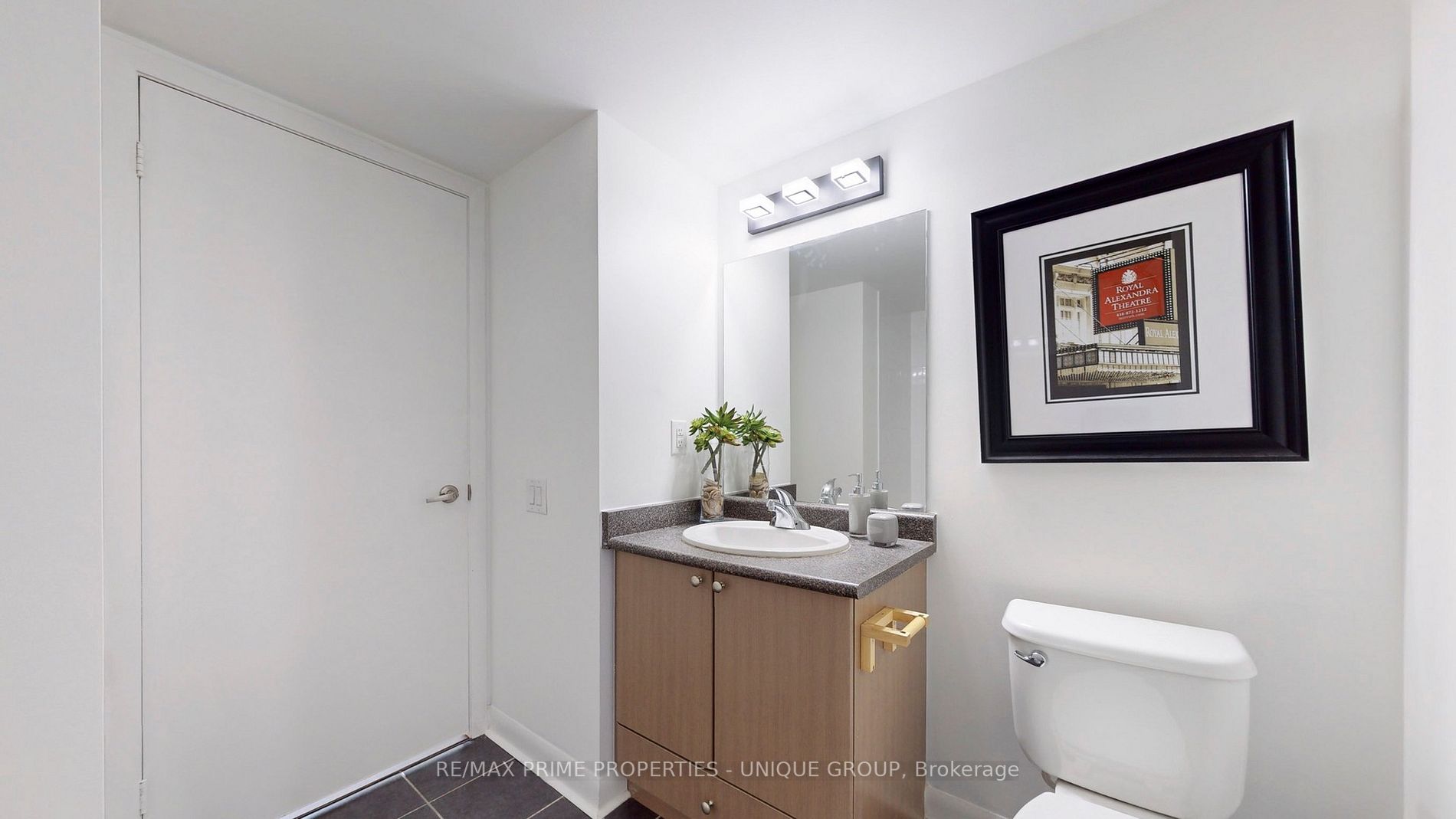 525 Wilson Ave, #742
