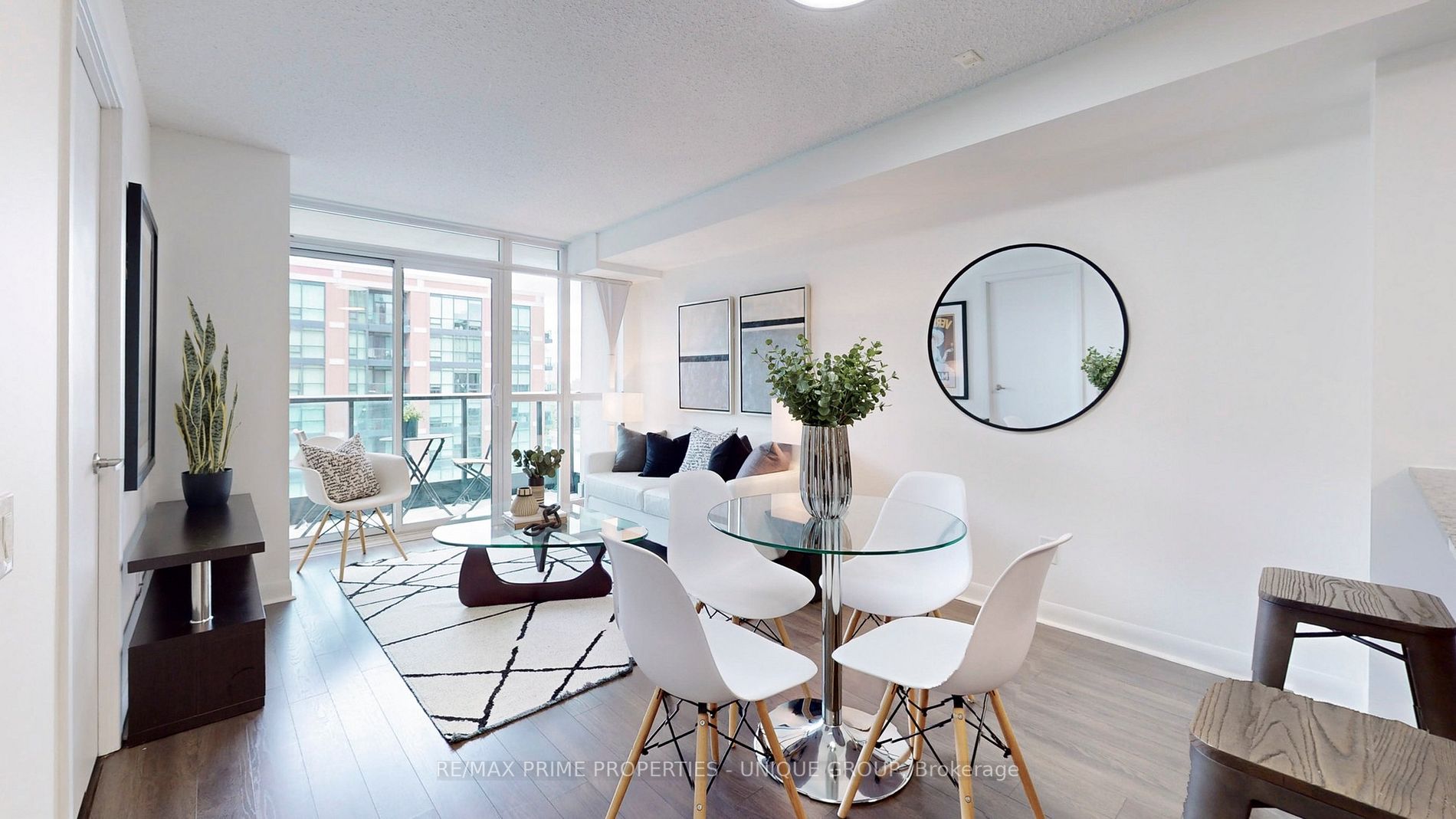 525 Wilson Ave, #742