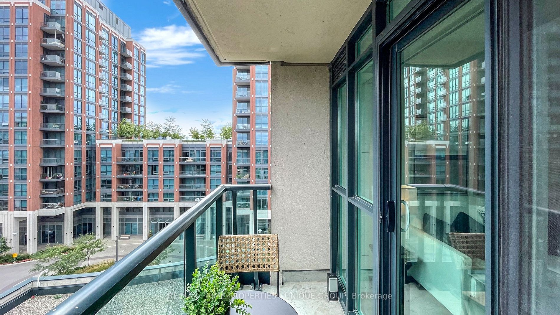 525 Wilson Ave, #742