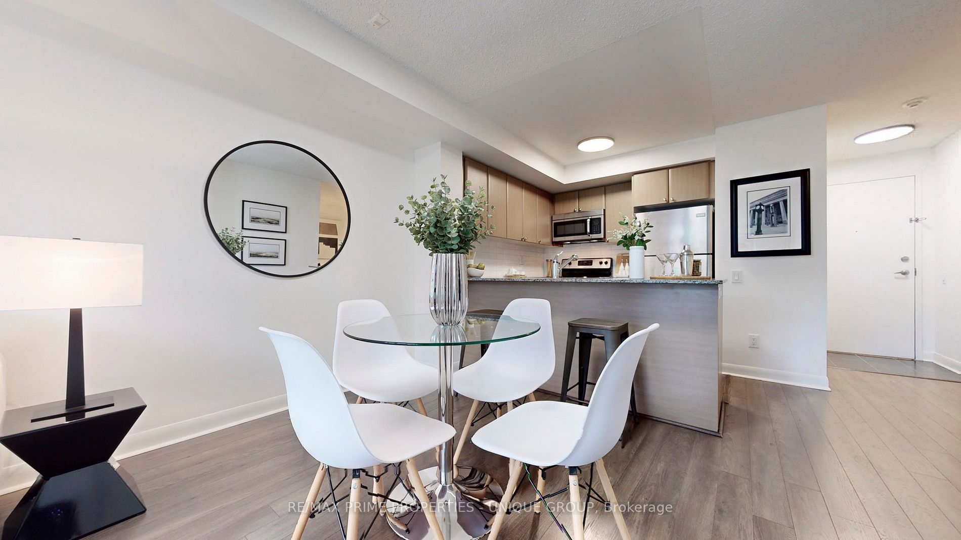 525 Wilson Ave, #742
