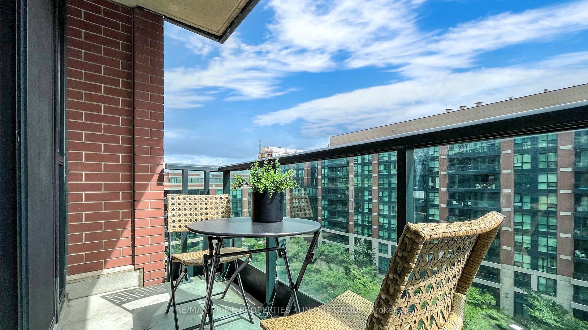 525 Wilson Ave, #742