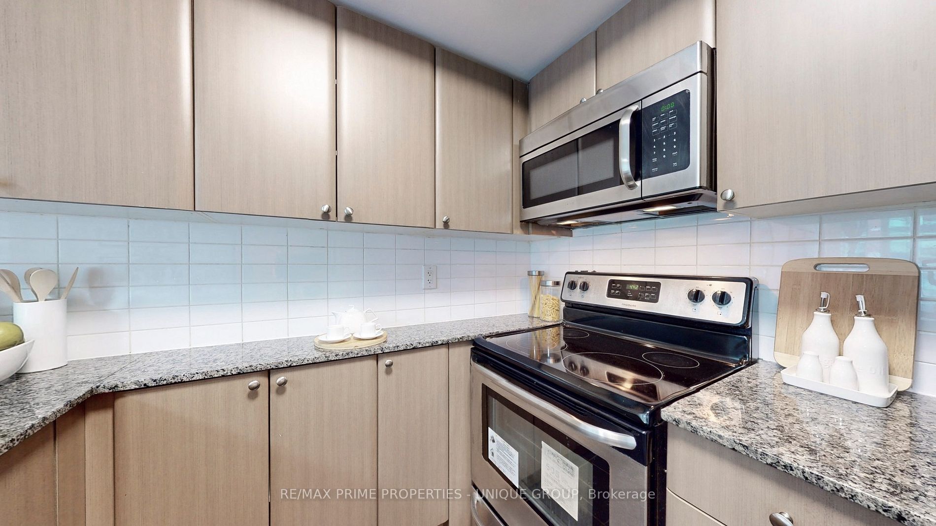 525 Wilson Ave, #742