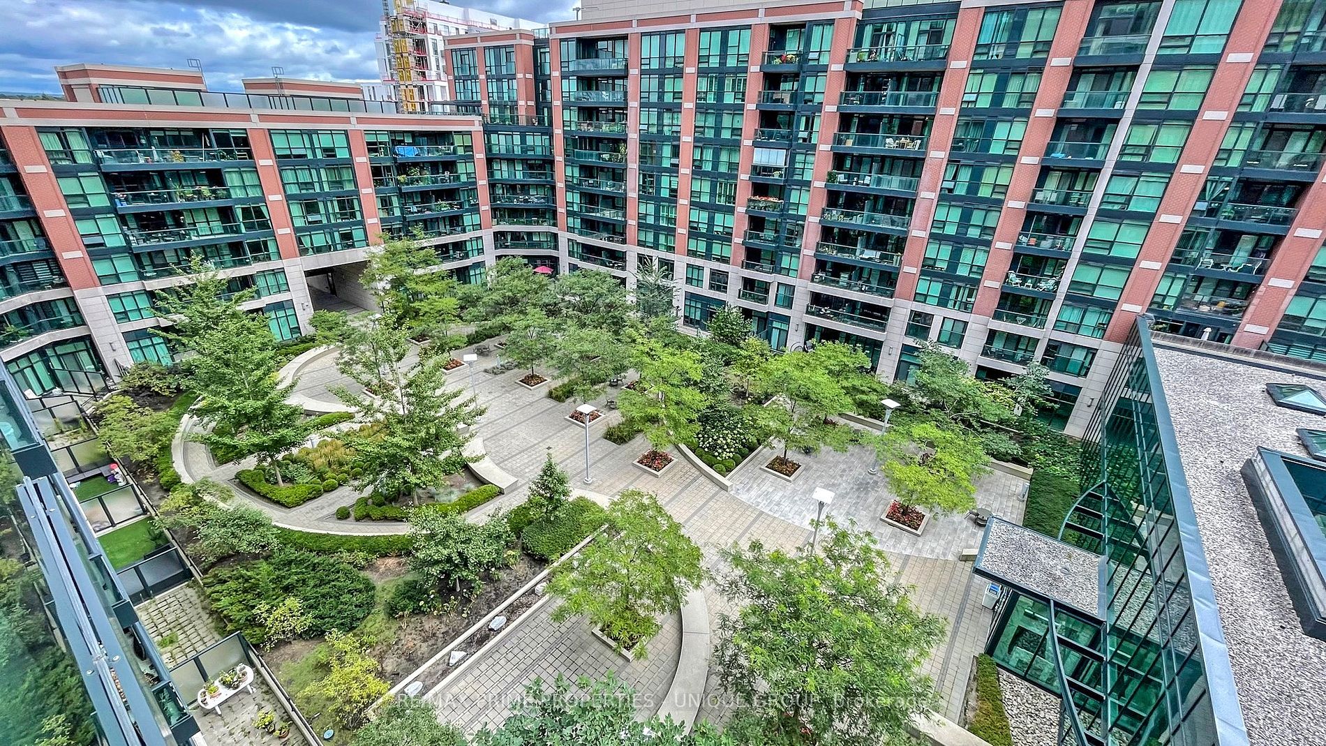 525 Wilson Ave, #742