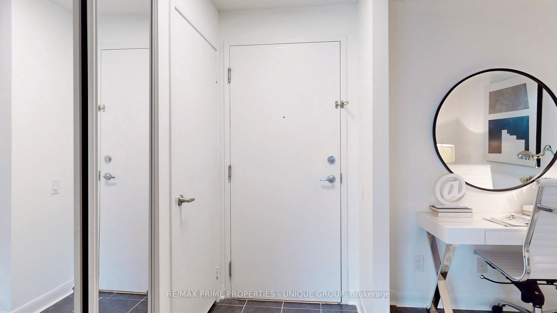 525 Wilson Ave, #742