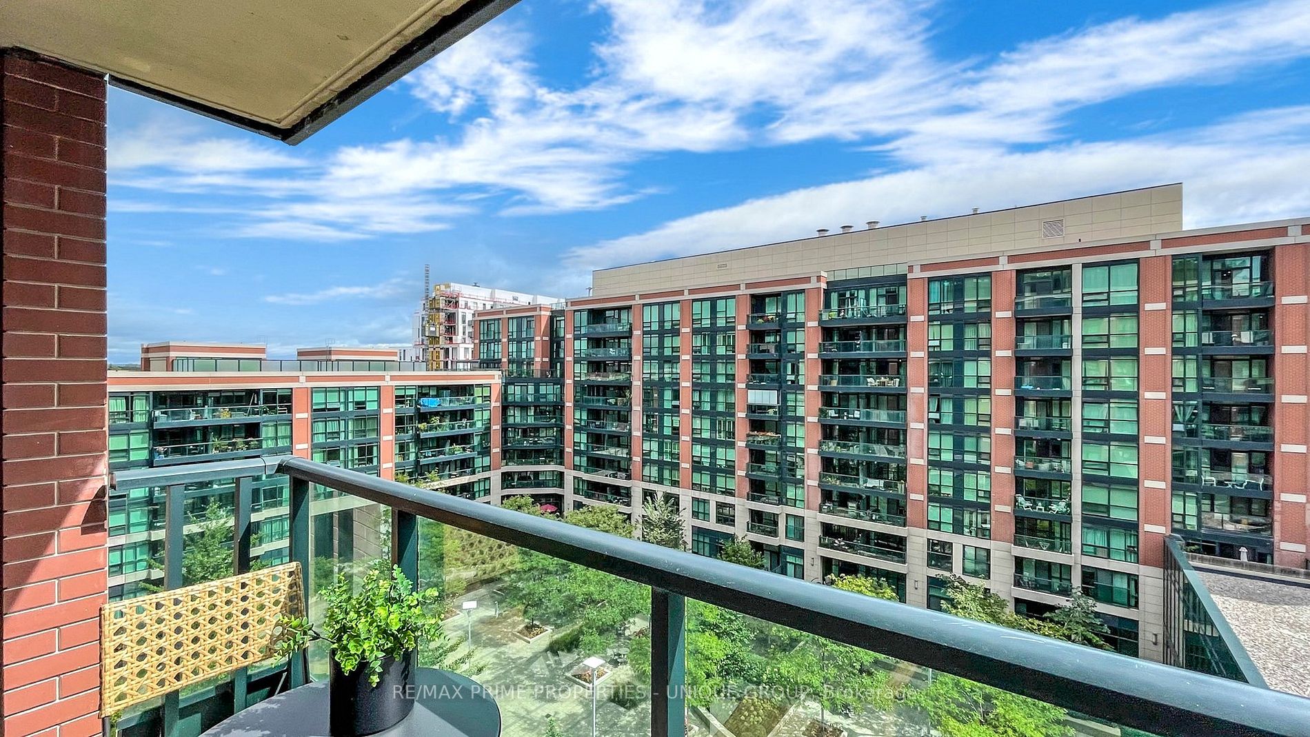 525 Wilson Ave, #742