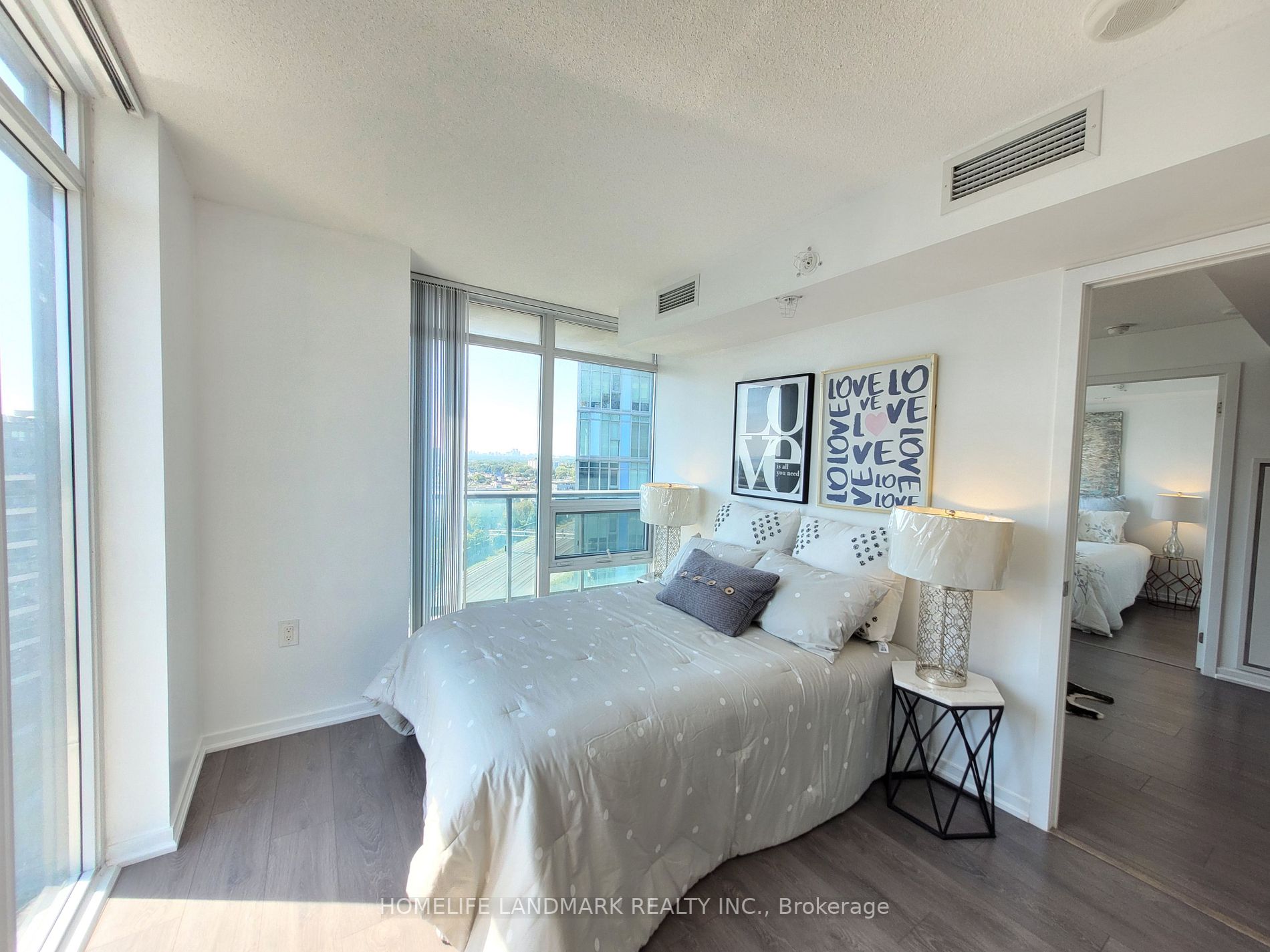 36 Lisgar St, #1910W