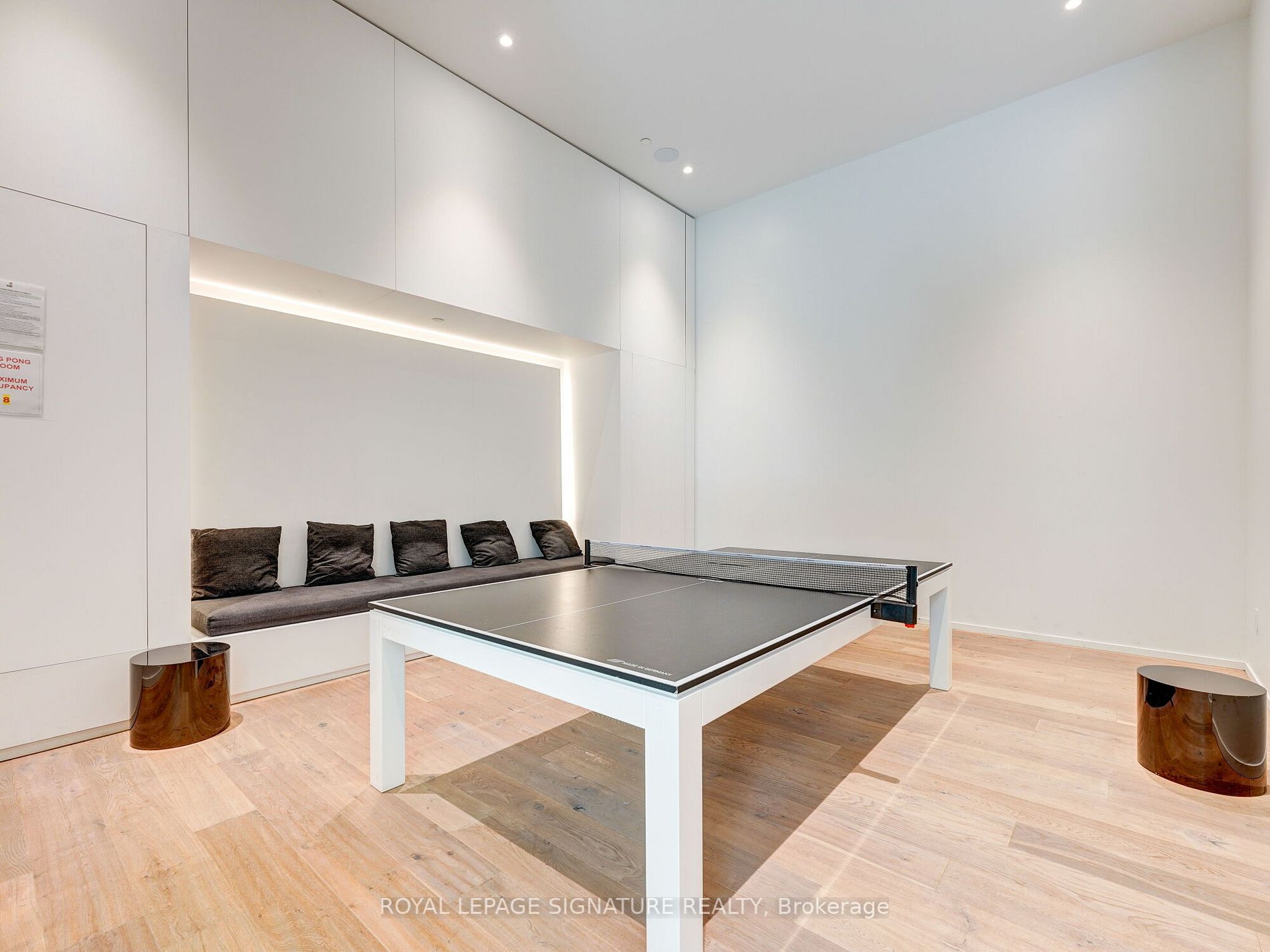 8 Hillsdale Ave E, #1142