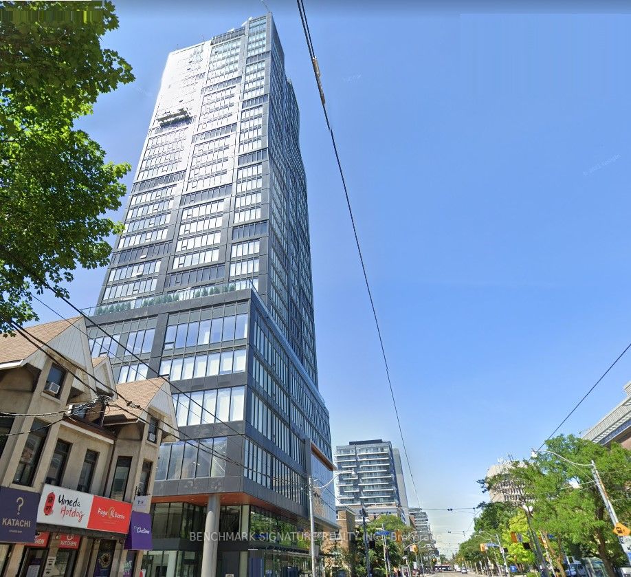 203 College St, #506