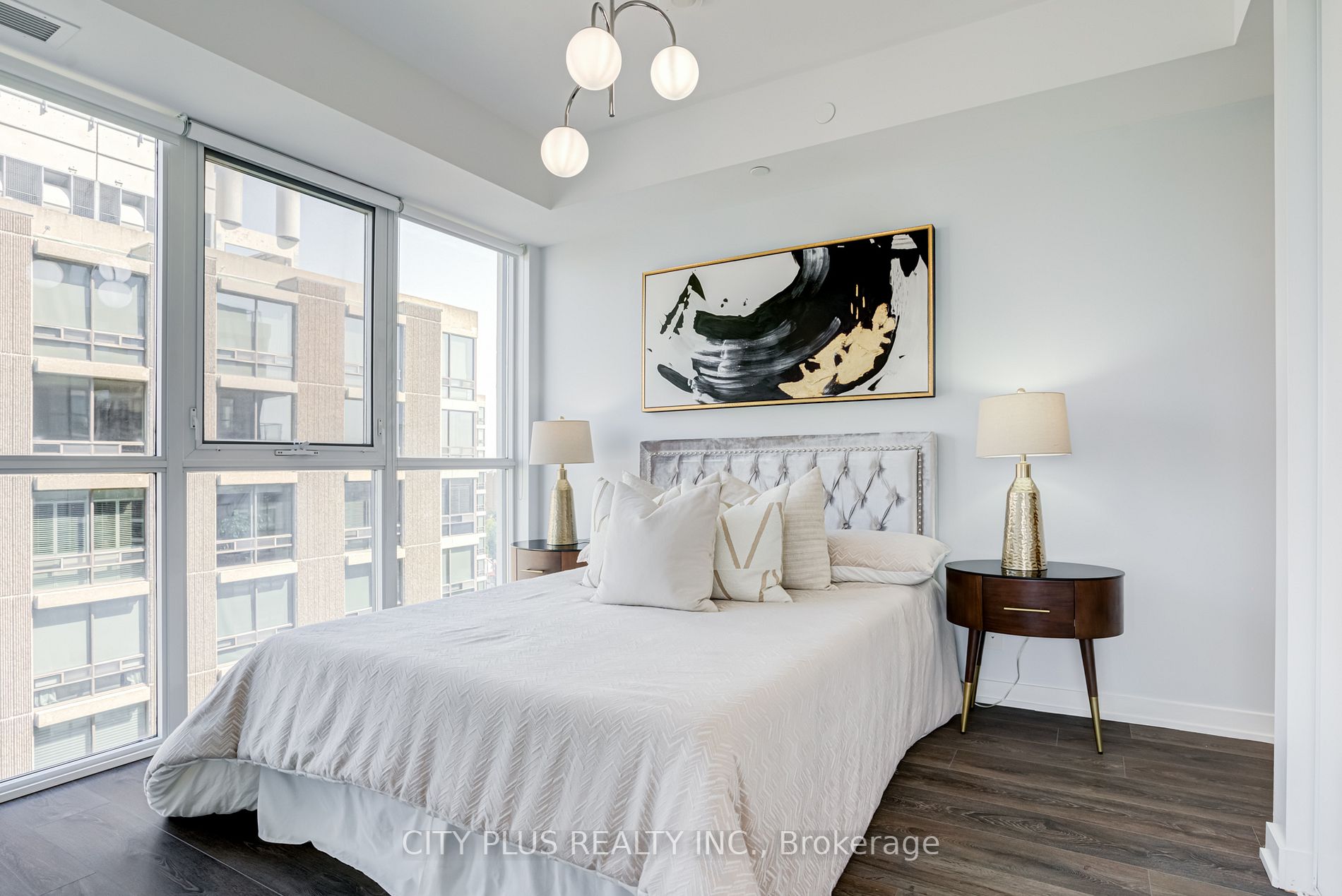 609 Avenue Rd, #1606