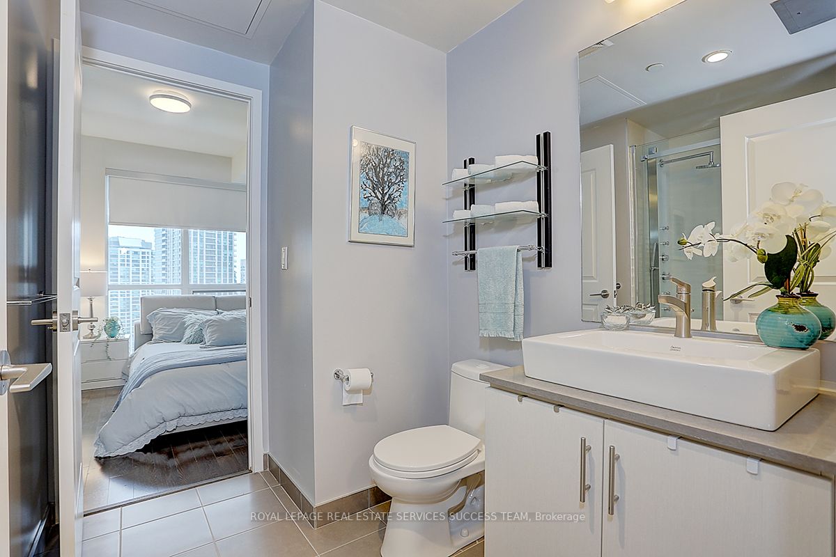 1 The Esplanade Ave, #2609